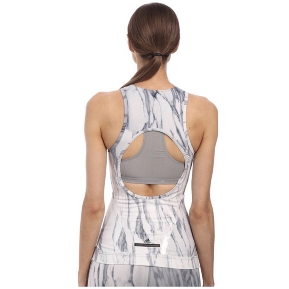 NWOT Performance Tank Top w/ Built-In Sports Bra - Picture 4 of 10